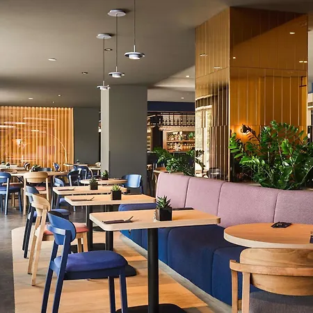 Hotel Ibis Styles Katowice Airport 3*