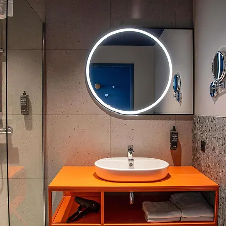 Hotel Ibis Styles Katowice Airport 3*