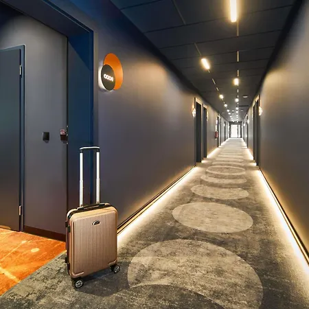 Hotel Ibis Styles Katowice Airport 3*