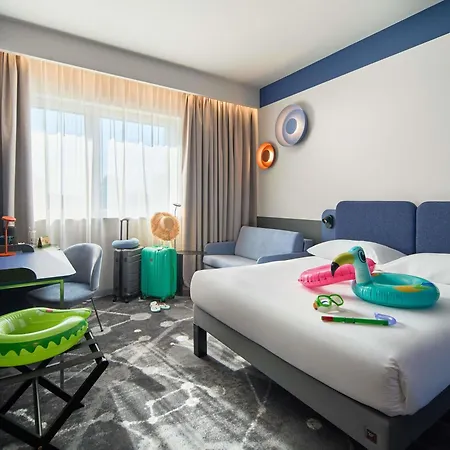 Hotel Ibis Styles Katowice Airport 3*