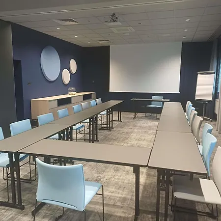 Ibis Styles Katowice Airport 3*