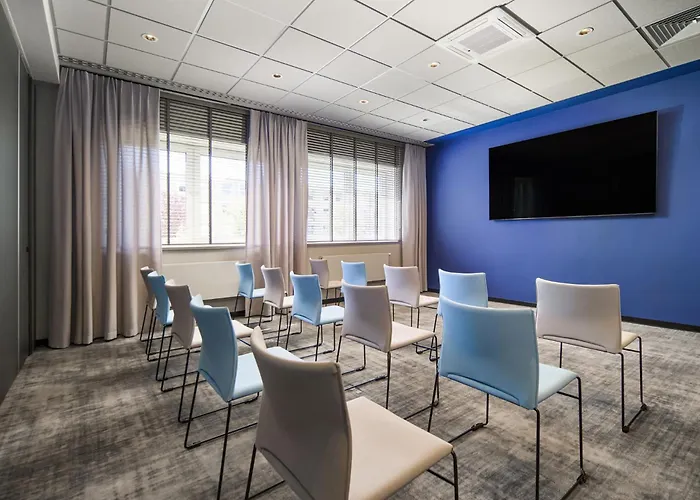 Ibis Styles Katowice Airport Hotel 3*